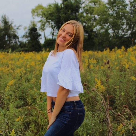 Meet your Posher, Grace - Picture 1 of 3